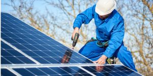 Installation Maintenance Panneaux Solaires Photovoltaïques à Abbeville-la-Riviere